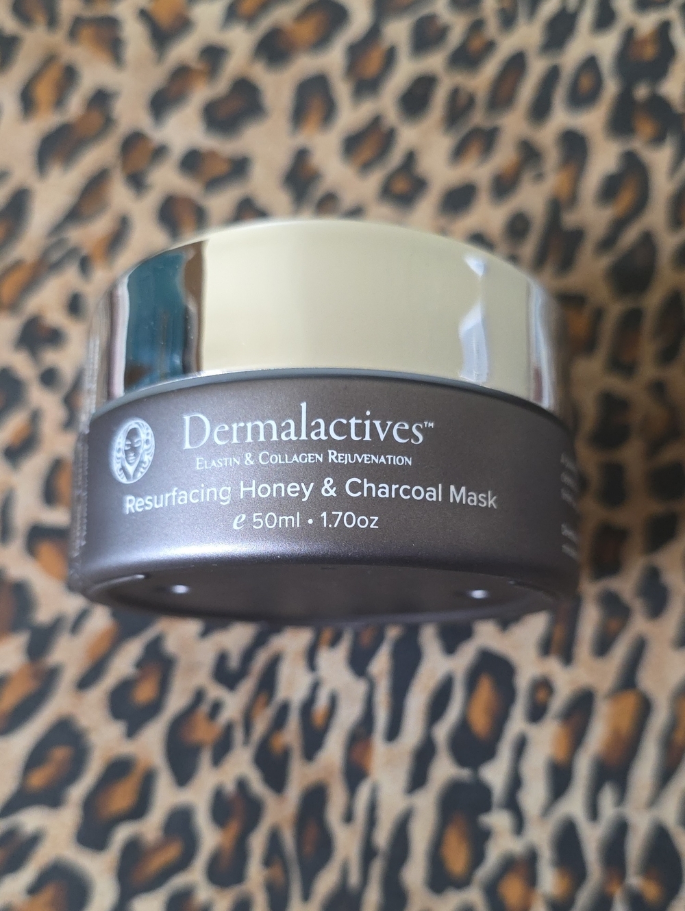 Resurfacing Honey & Charcoal Mask